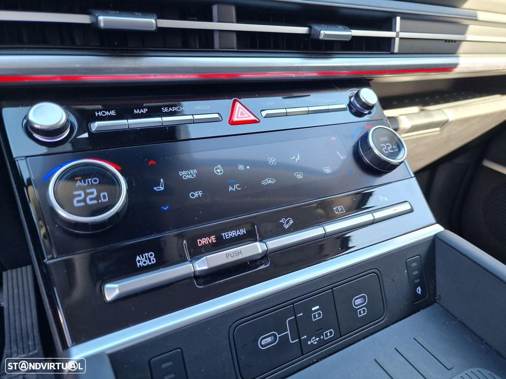Hyundai Santa Fe 1.6 T-GDI HEV Vanguard - 46