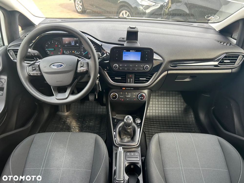 Ford Fiesta 1.1 S&S TREND - 5