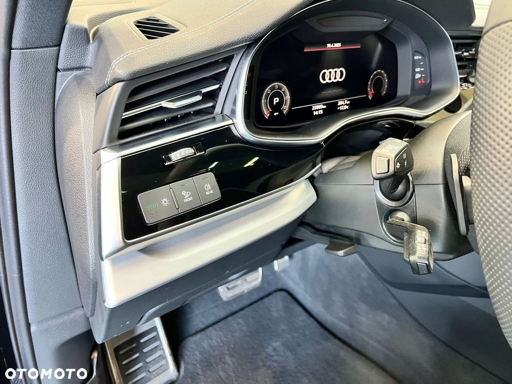 Audi Q7 - 12
