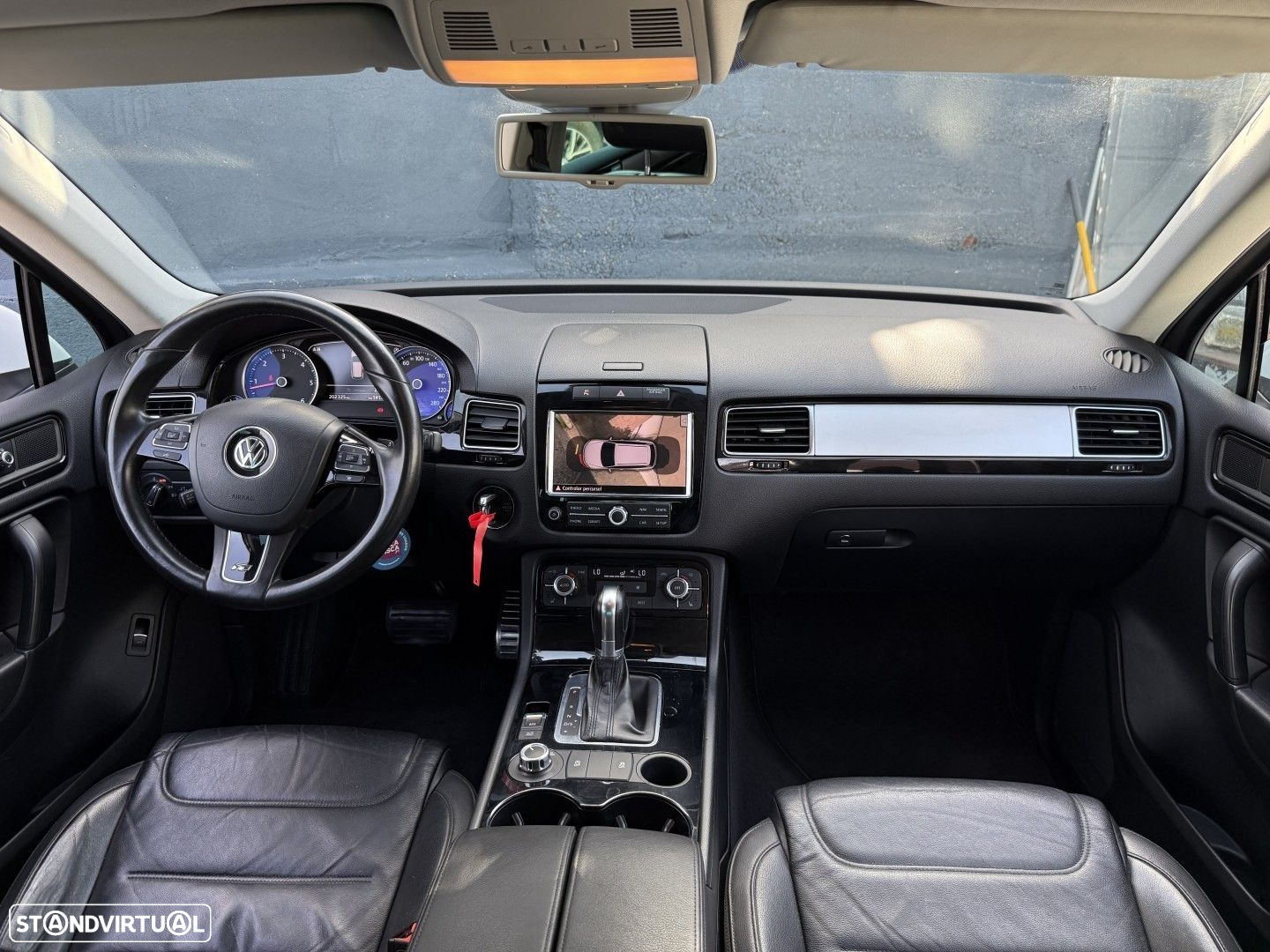 VW Touareg 3.0 V6 TDI Blue Motion DPF Auto Exclusive - 18
