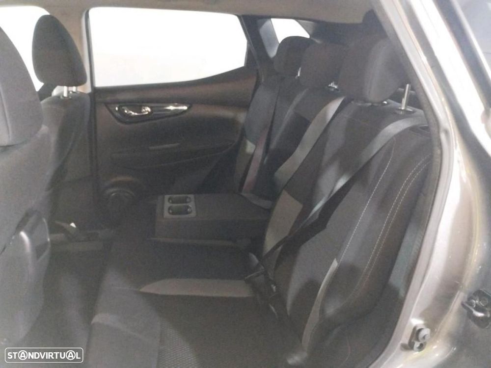 Nissan Qashqai 1.5 dCi Acenta - 6