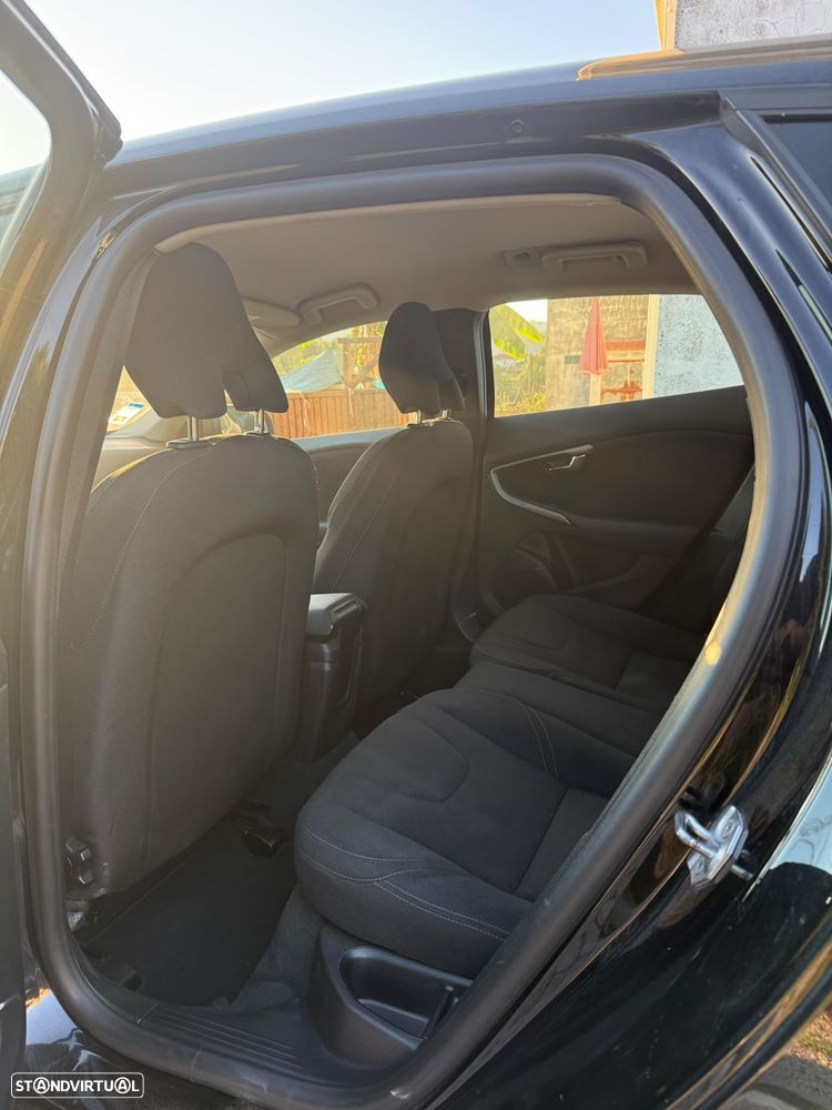 Volvo V40 2.0 D2 Kinetic - 10