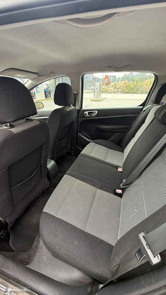 Peugeot 307 1.6 HDi Executive - 6