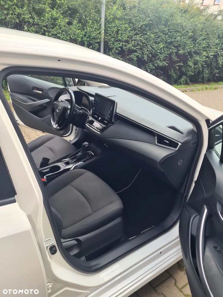 Toyota Corolla 1.8 Hybrid Executive - 10