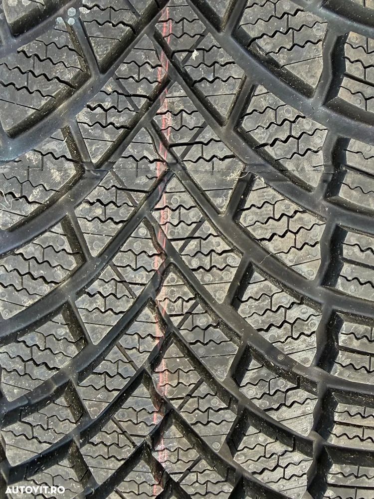 215 45 R17 BRIDGESTONE NOI - 3