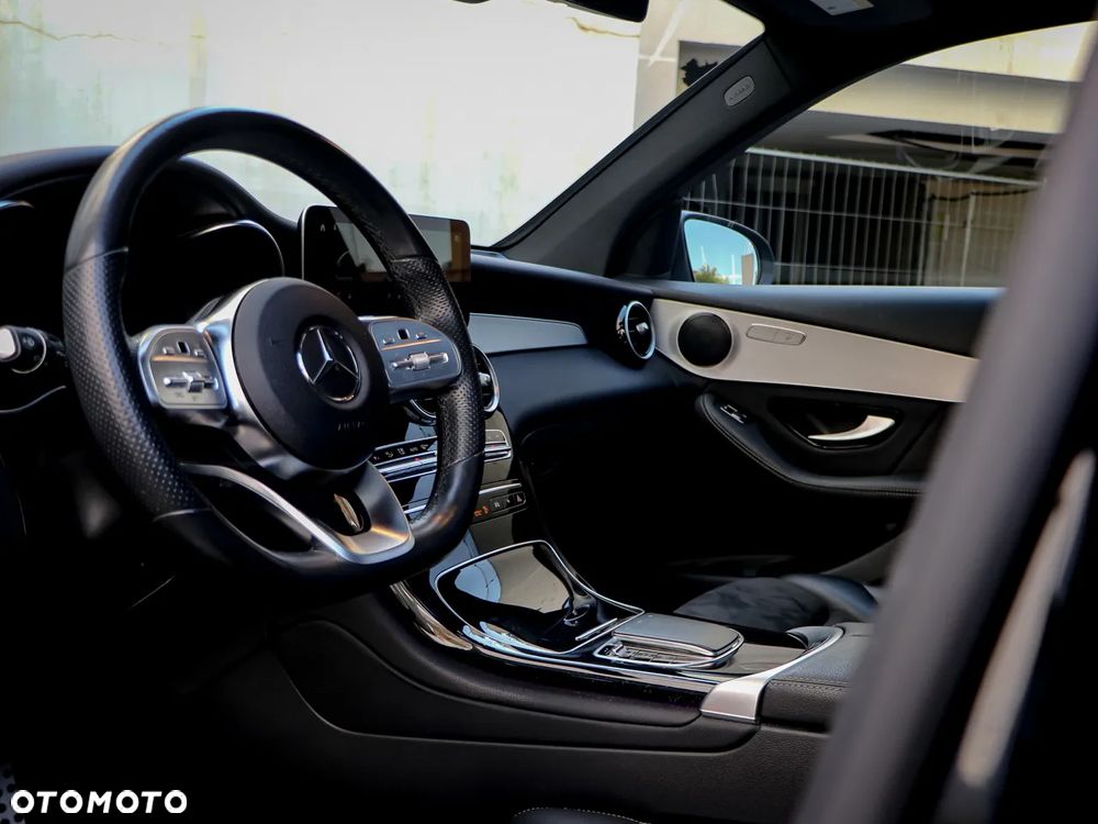 Mercedes-Benz GLC 300 de 4-Matic AMG Line - 10