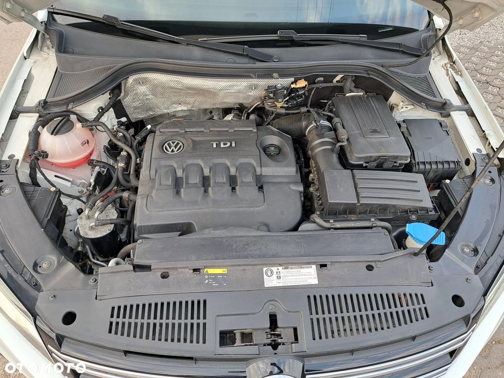 Volkswagen Tiguan 2.0 TDI SCR 4MOTION BlueMotion Technology DSG Sport & Style - 18