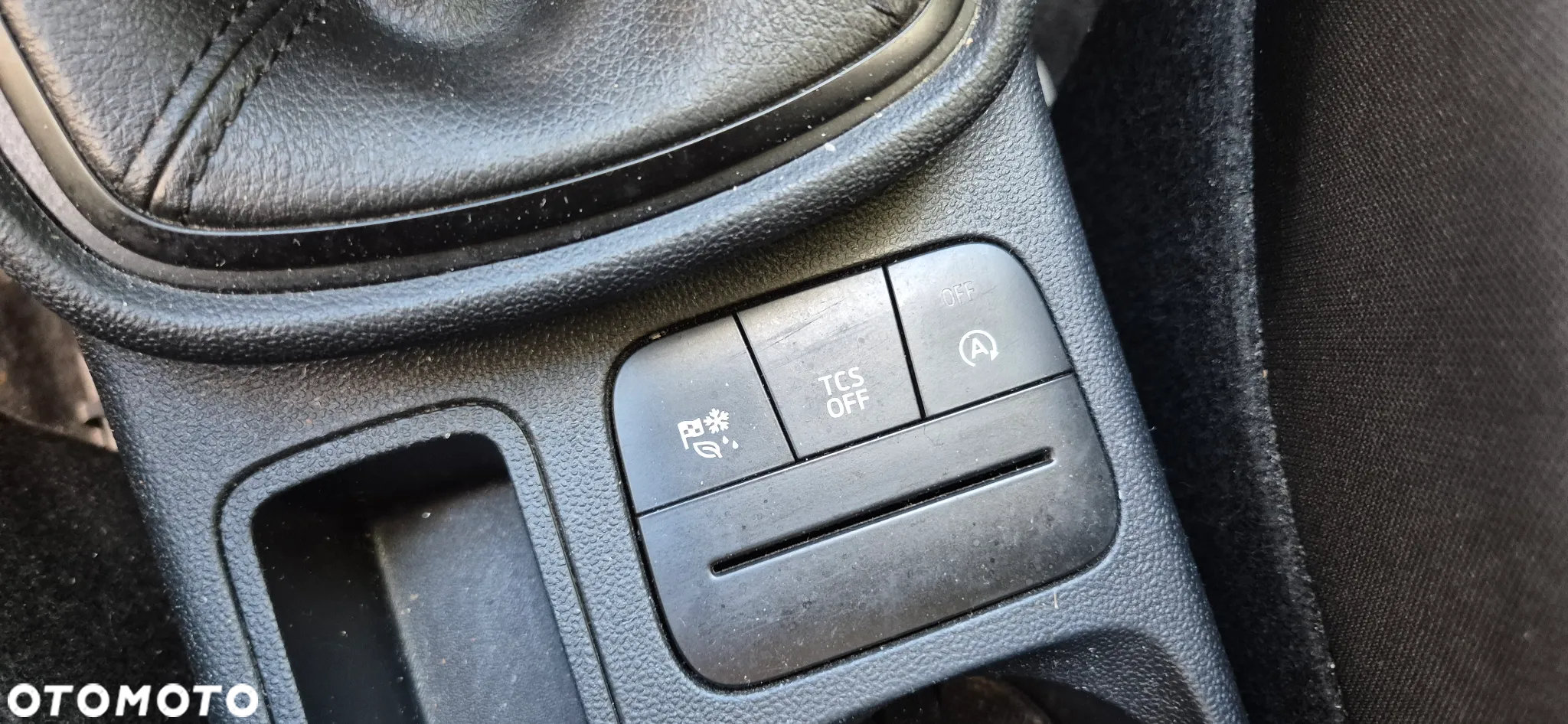 Ford Fiesta 1.1 Connected - 28
