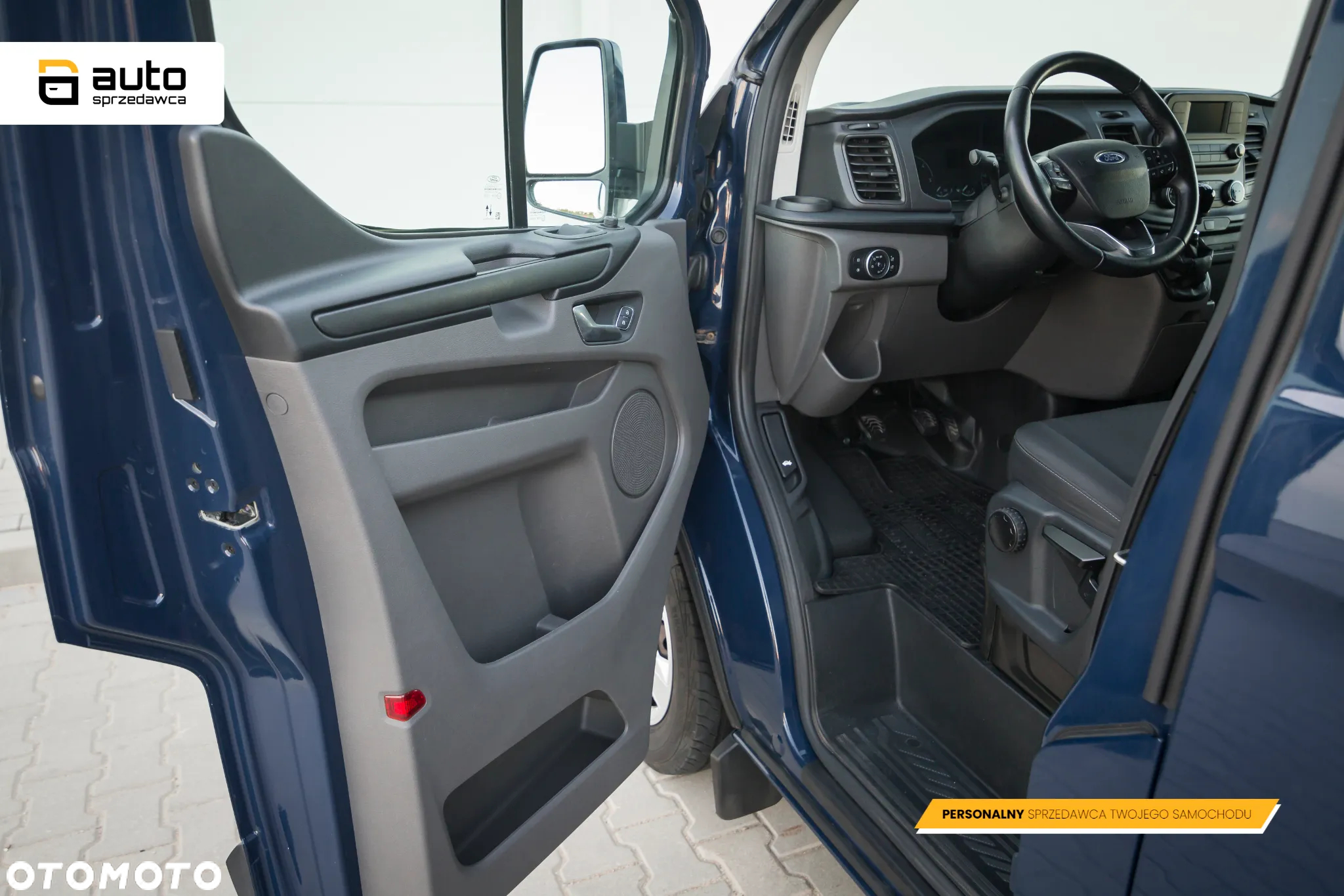 Ford Transit Custom Kombi 320 L2H2 Trend - 17