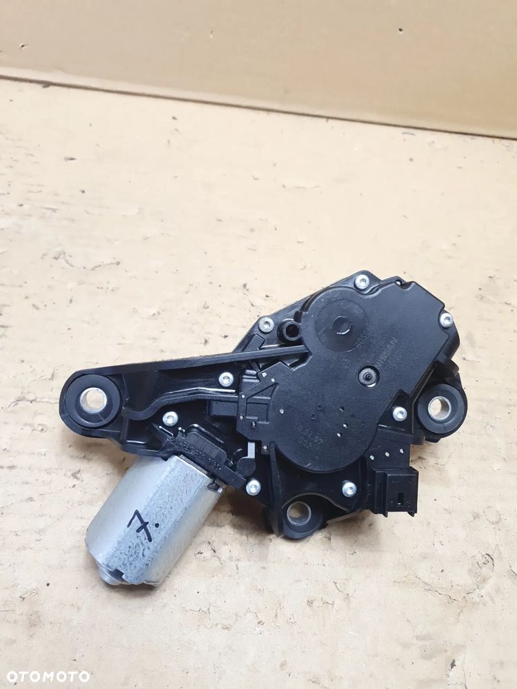 } Nissan Qashqai J10 Lift Silniczek wycieraczek 0390201820 - 3