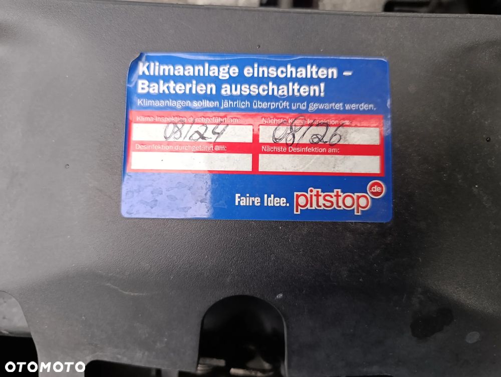Peugeot 2008 BlueHDi FAP 120 STOP & START Allure - 30