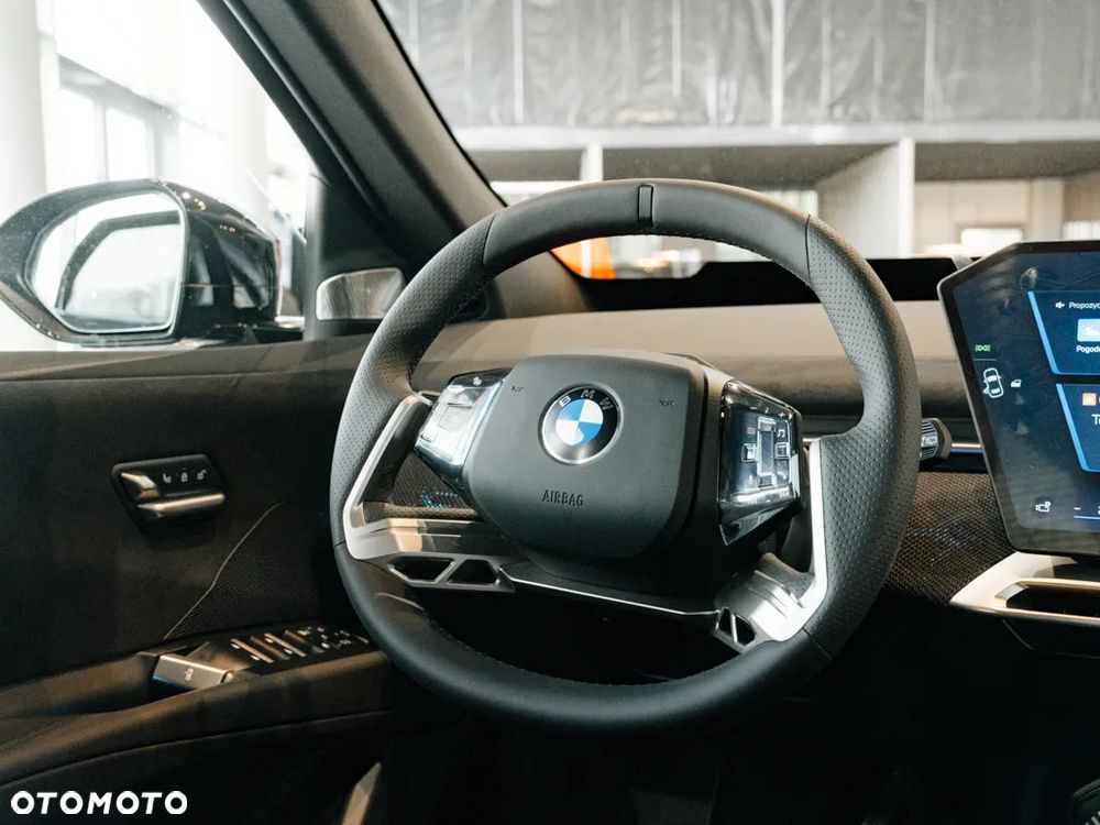 BMW iX3 - 7