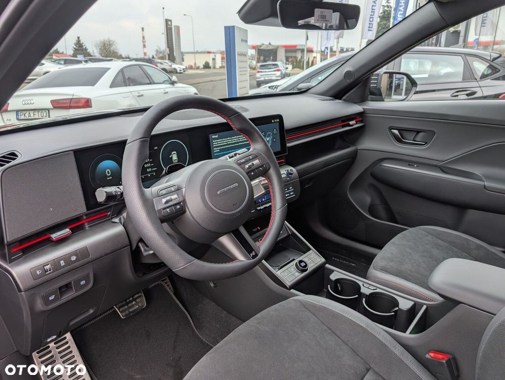 Hyundai Kona - 12