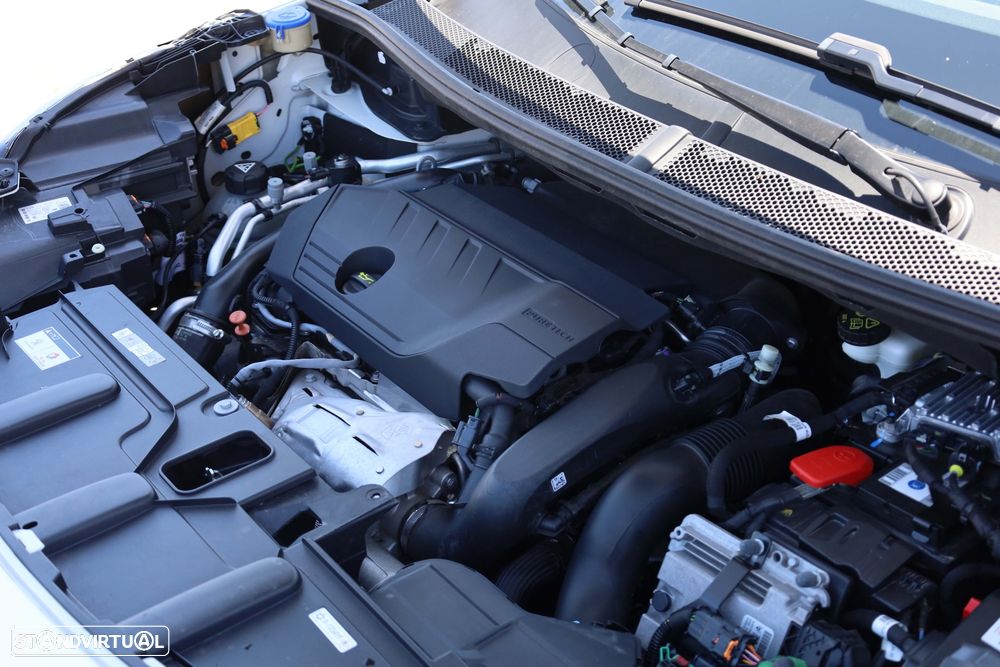 Peugeot 3008 1.6 Hybrid Active Pack e-EAT8 - 43