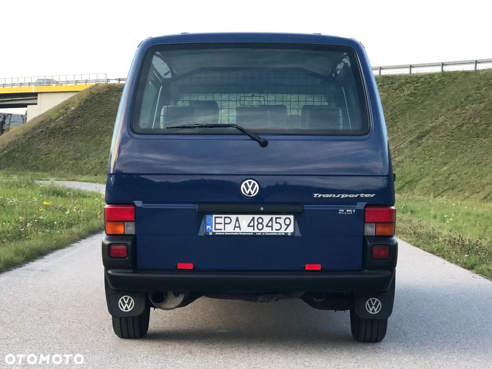 Volkswagen Transporter - 12