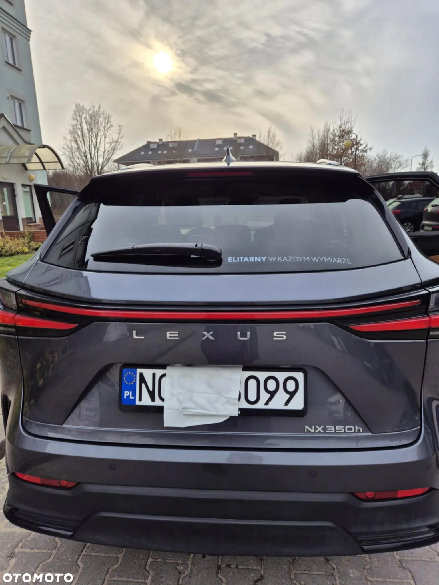 Lexus NX - 12