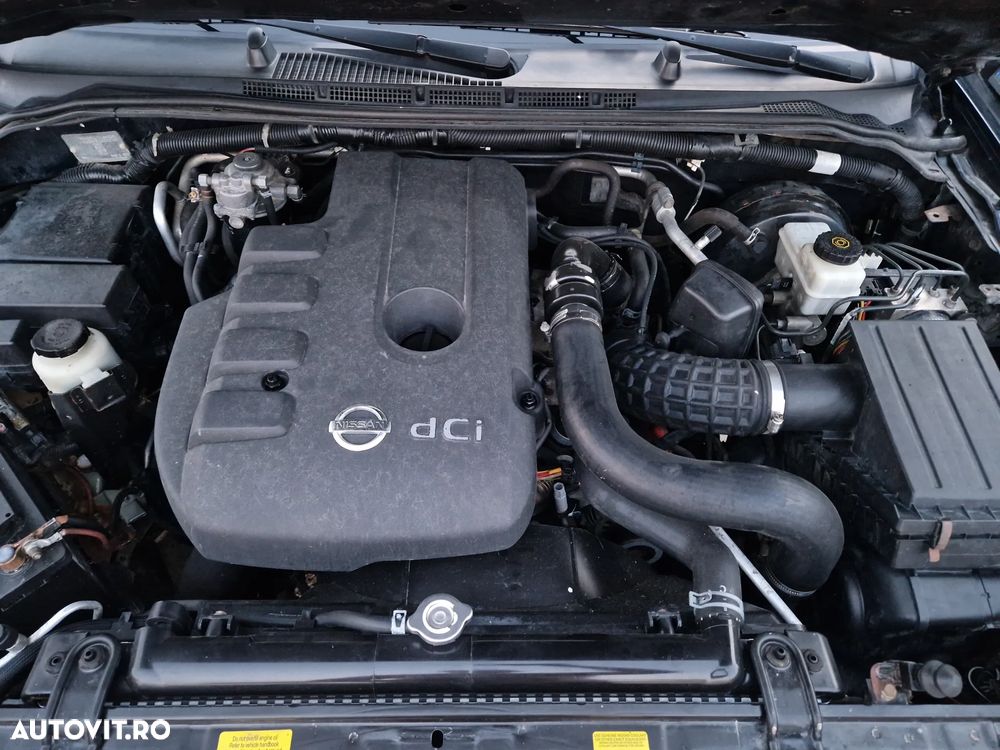 Nissan Pathfinder 2.5 dCi Aut. Premium - 23