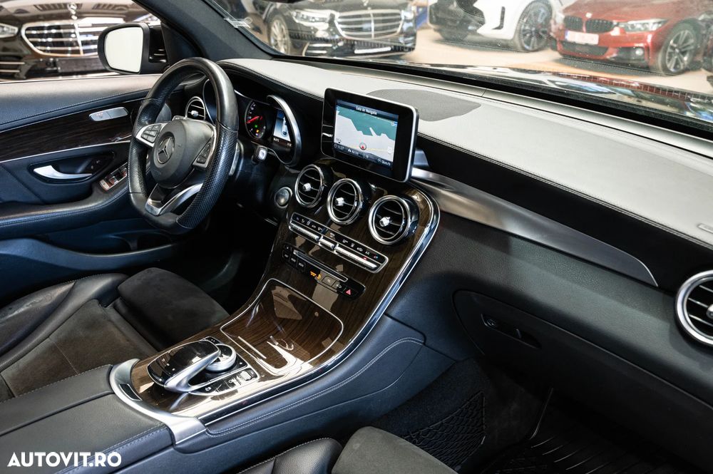 Mercedes-Benz GLC Coupe 220 d 4Matic 9G-TRONIC AMG Line - 34