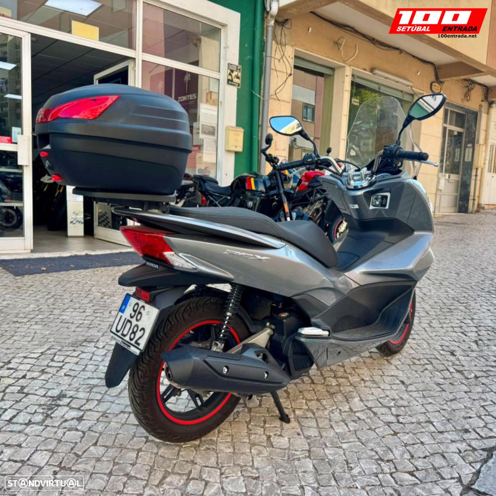 Honda PCX125 - 12