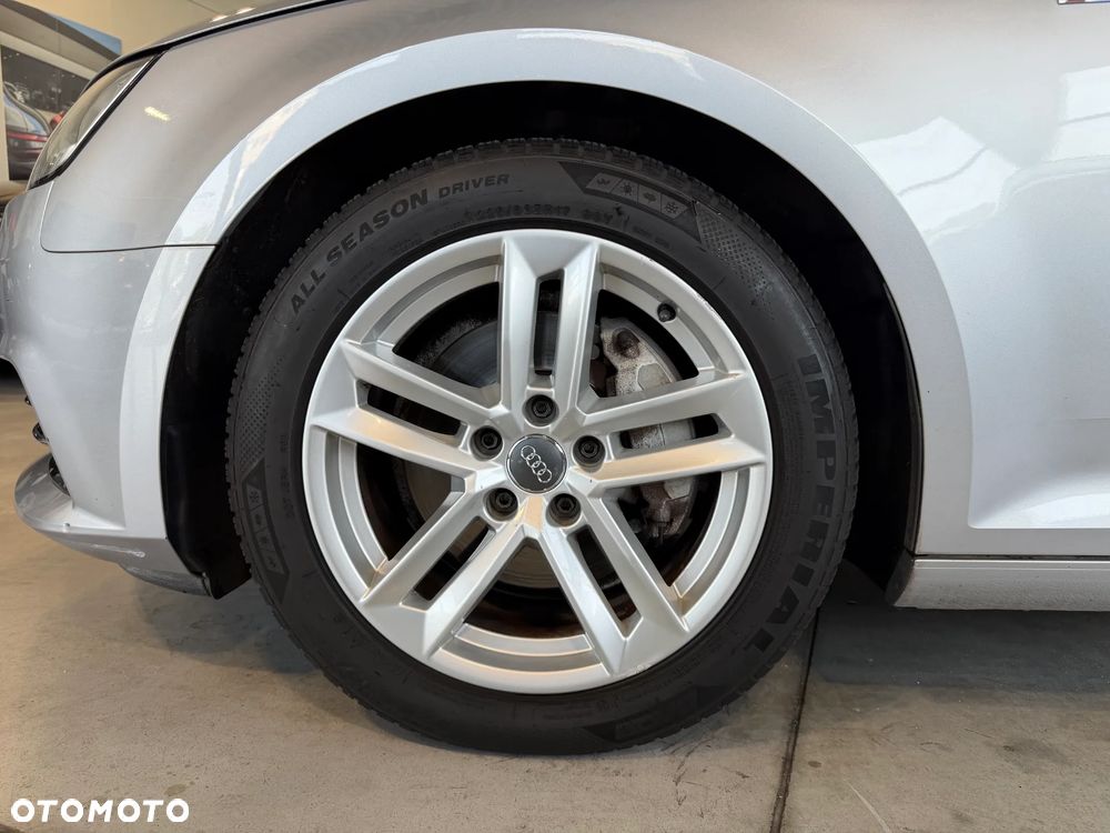 Audi A4 Avant 2.0 TDI DPF clean diesel multitronic Ambition - 11