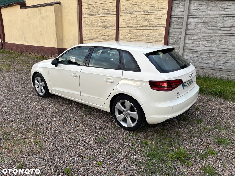 Audi A3 Sportback 1.6 TDI - 4