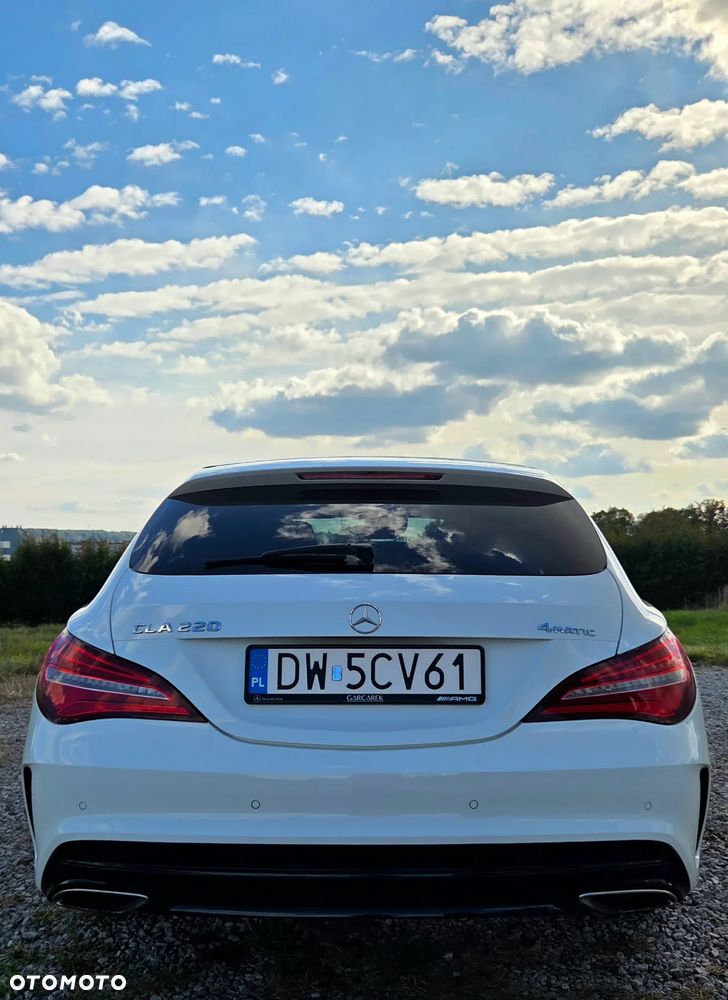 Mercedes-Benz CLA 220 4-Matic AMG Line - 8