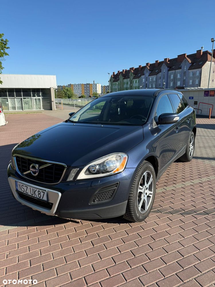 Volvo XC 60 2.4D AWD Momentum - 2