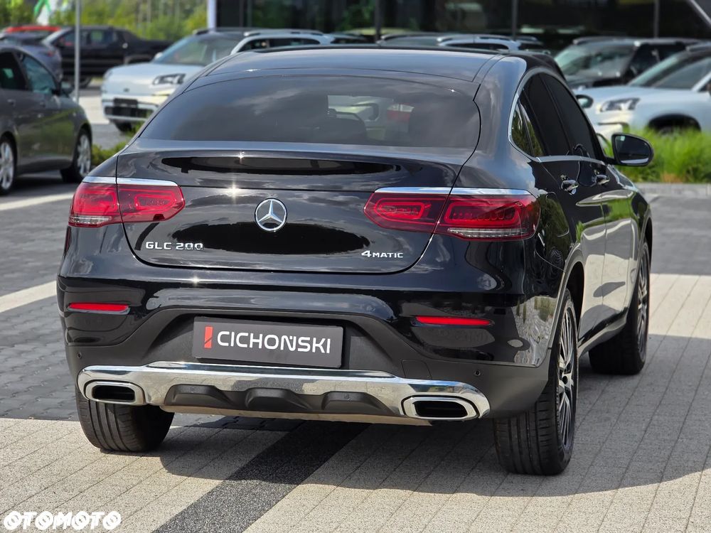Mercedes-Benz GLC 200 4Matic 9G-TRONIC AMG Line - 8