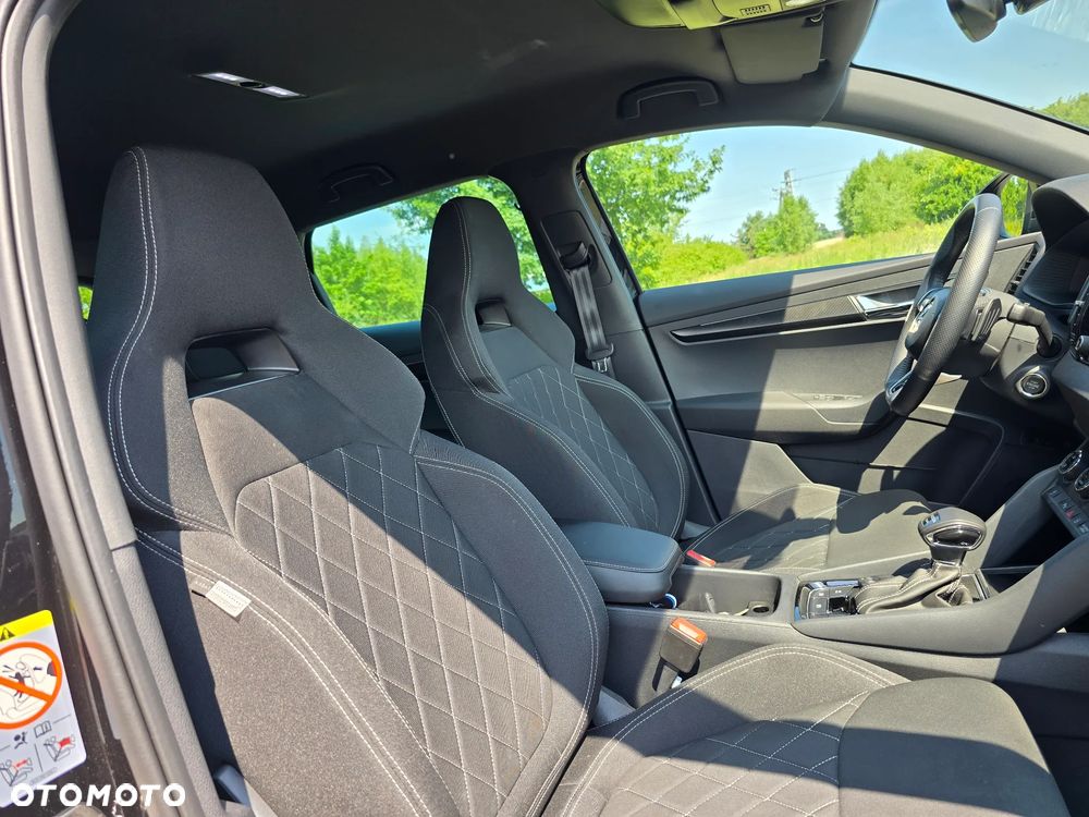Skoda Karoq 2.0 TSI 4x4 DSG Sportline - 26