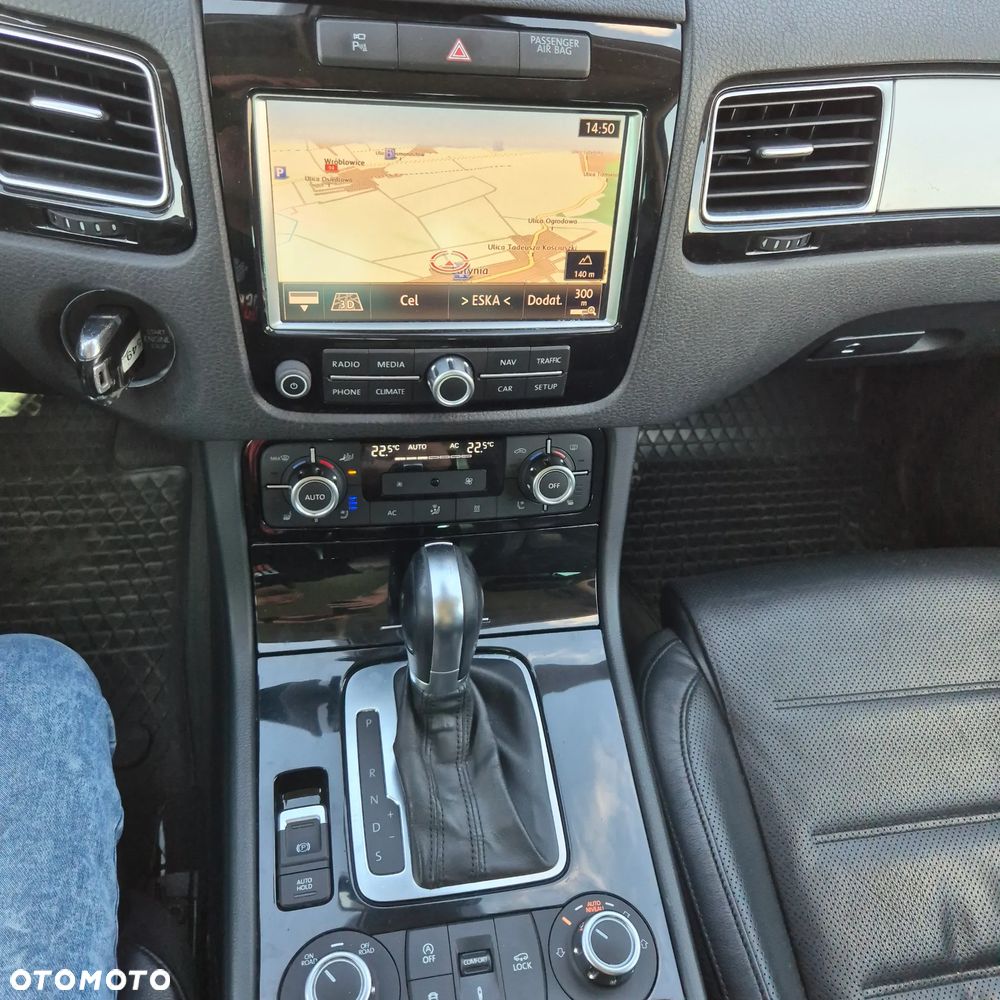 Volkswagen Touareg 3.0 V6 TDI DPF Perfect Tiptr - 11