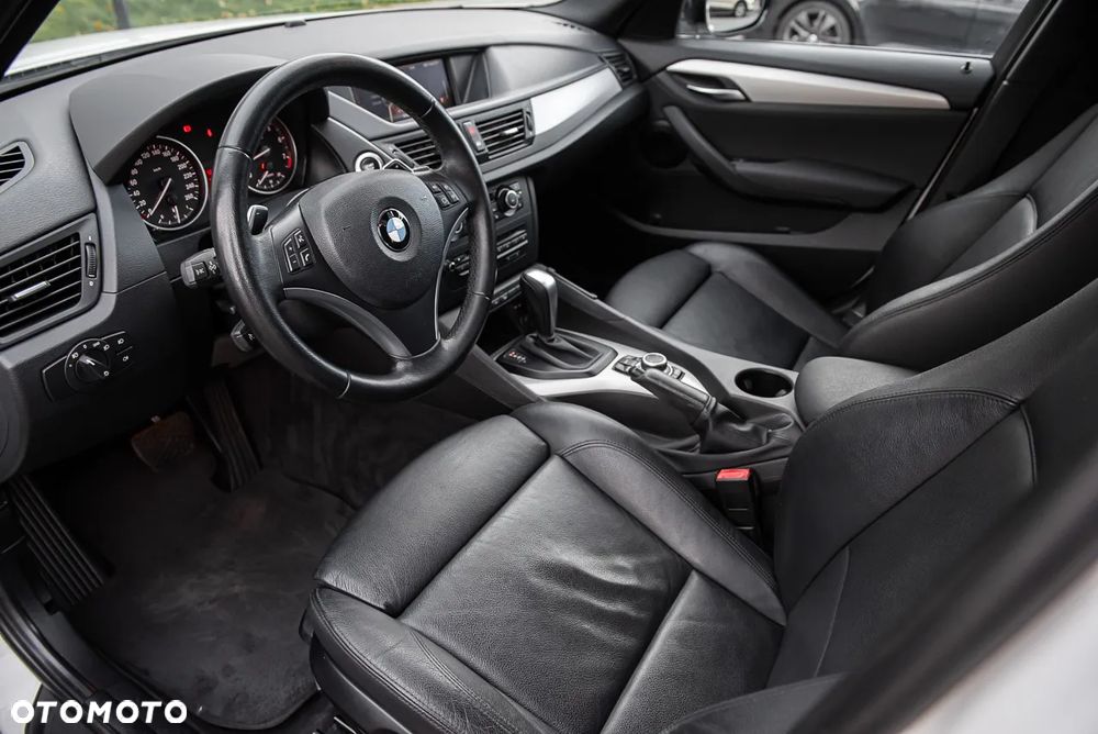 BMW X1 xDrive28i - 15