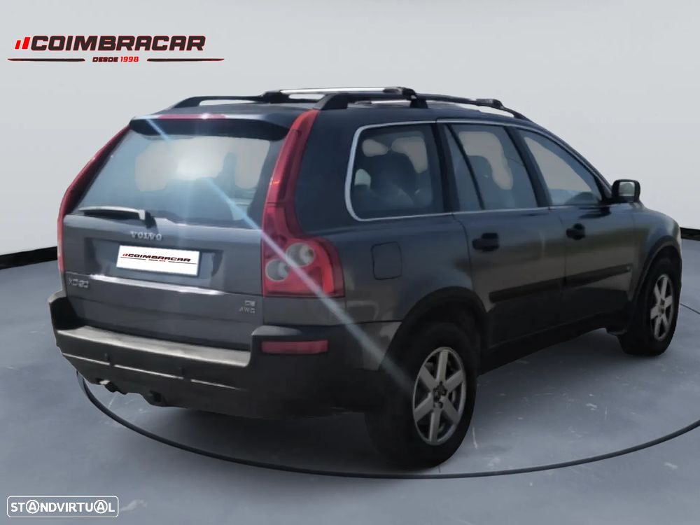 Volvo XC 90 2.4 D5 7L Momentum Geartronic - 4