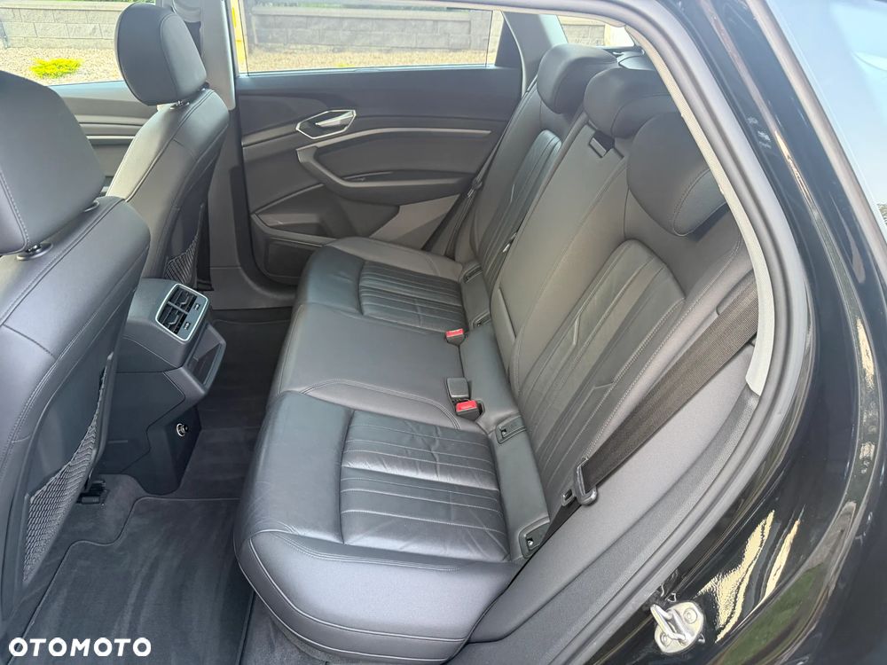 Audi e-tron 55 Quattro Advanced - 18