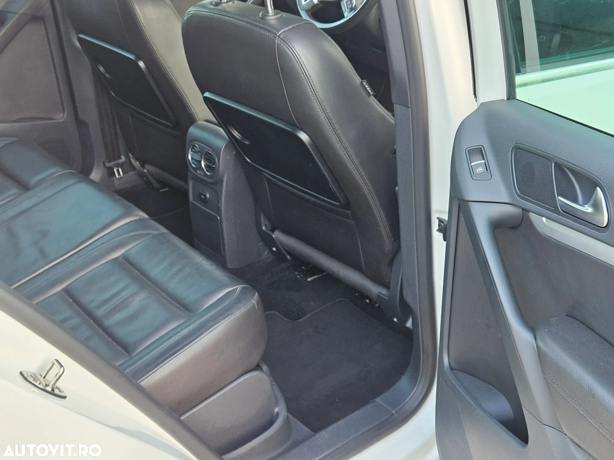 Volkswagen Tiguan 2.0 TDI DPF 4Motion Automatik Sport & Style - 8