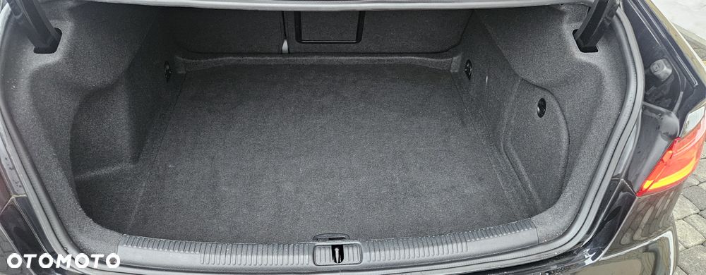 Audi A3 Limousine 1.8 TFSI S tronic S line Sportpaket - 27