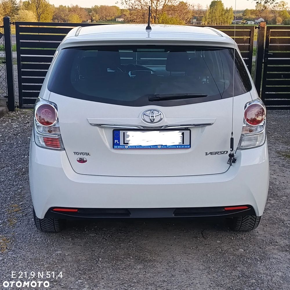 Toyota Verso 2.0 D-4D 5-Sitzer Executive - 6