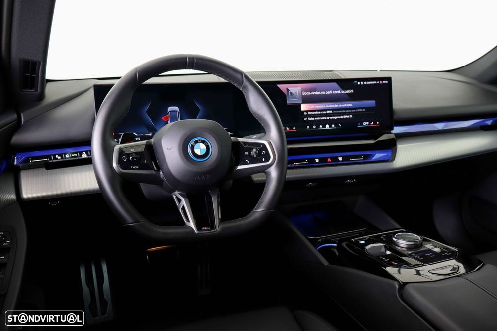 BMW i5 eDrive40 Pack Desportivo M - 24