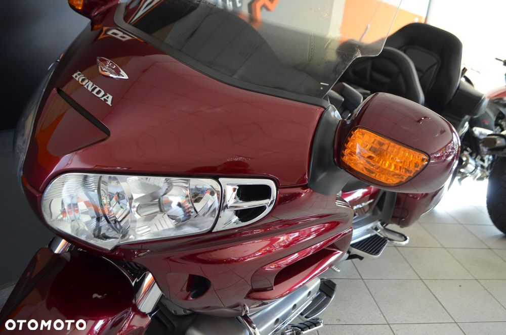 Honda GL - 23