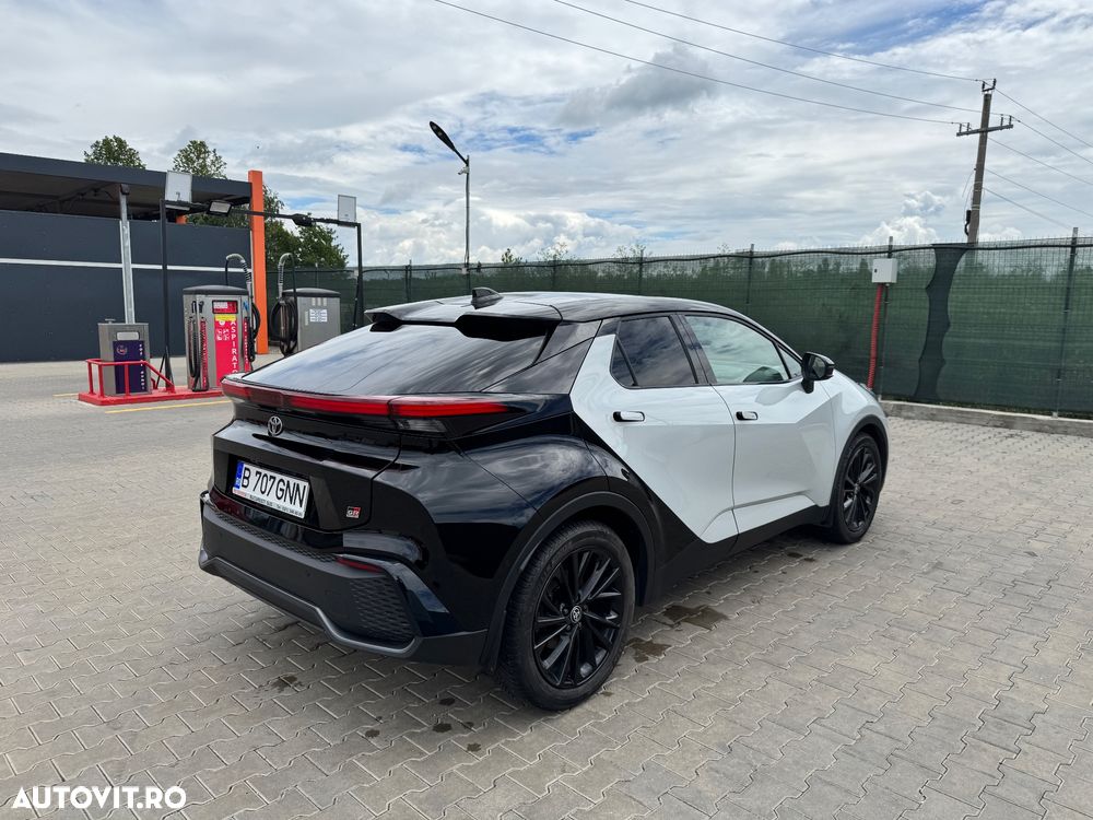 Toyota C-HR 2.0 Hybrid AWD GR SPORT Edition - 4