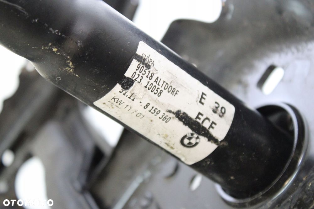 BMW E39 pas PRZEDNI WZMOCNIENIE CZOŁOWE ŁADNE POD XENON + ABSORBERY - 11