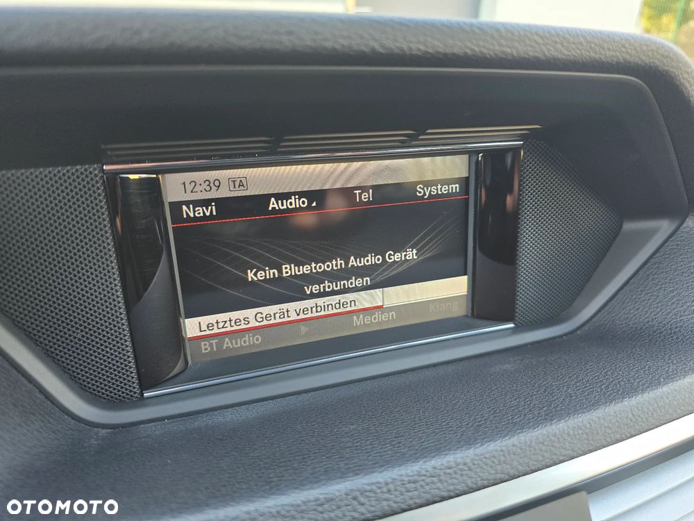 Mercedes-Benz Klasa E 200 CGI BlueEFFICIENCY 7G-TRONIC Avantgarde - 17