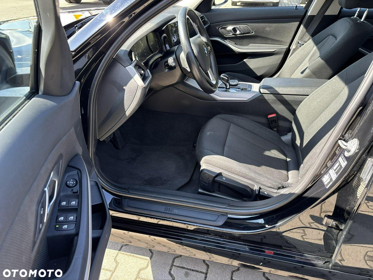 BMW Seria 3 318i Advantage - 11