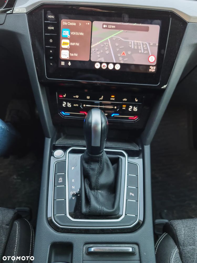 Volkswagen Passat 2.0 TDI SCR DSG - 12