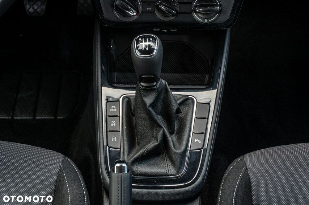 Skoda Fabia - 20