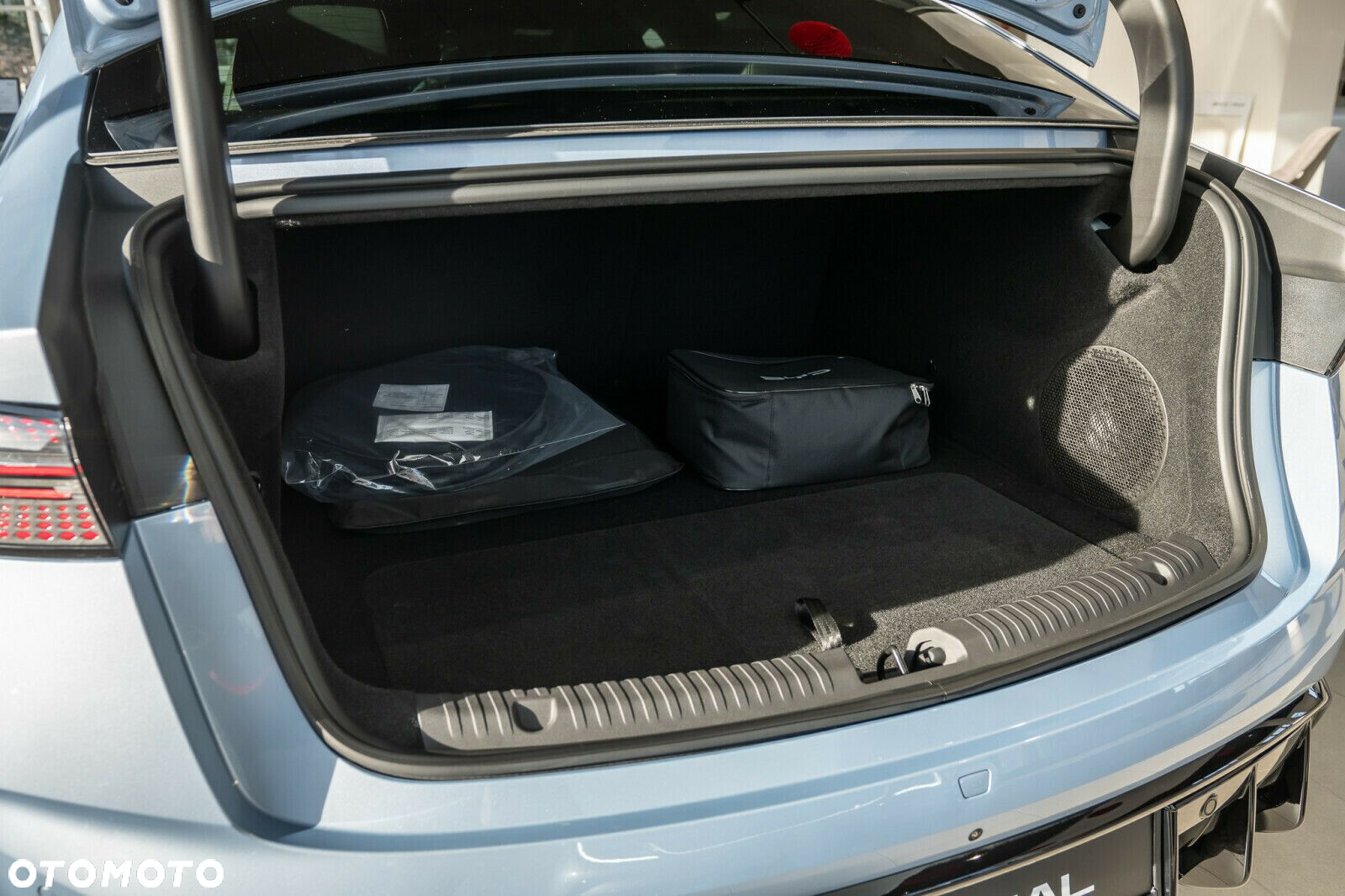 BYD Seal - 9