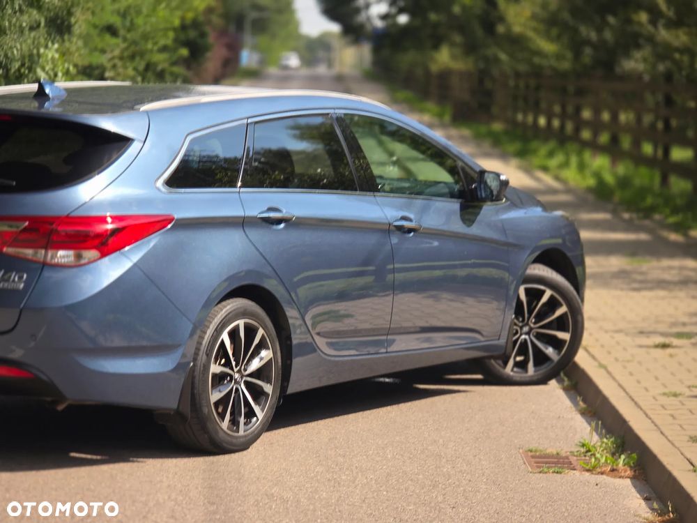 Hyundai i40 Kombi blue 1.7 CRDi Premium - 38