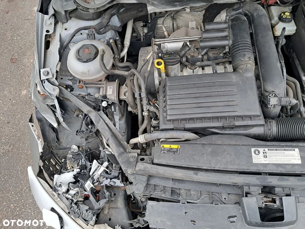 Volkswagen Golf Sportsvan - 12