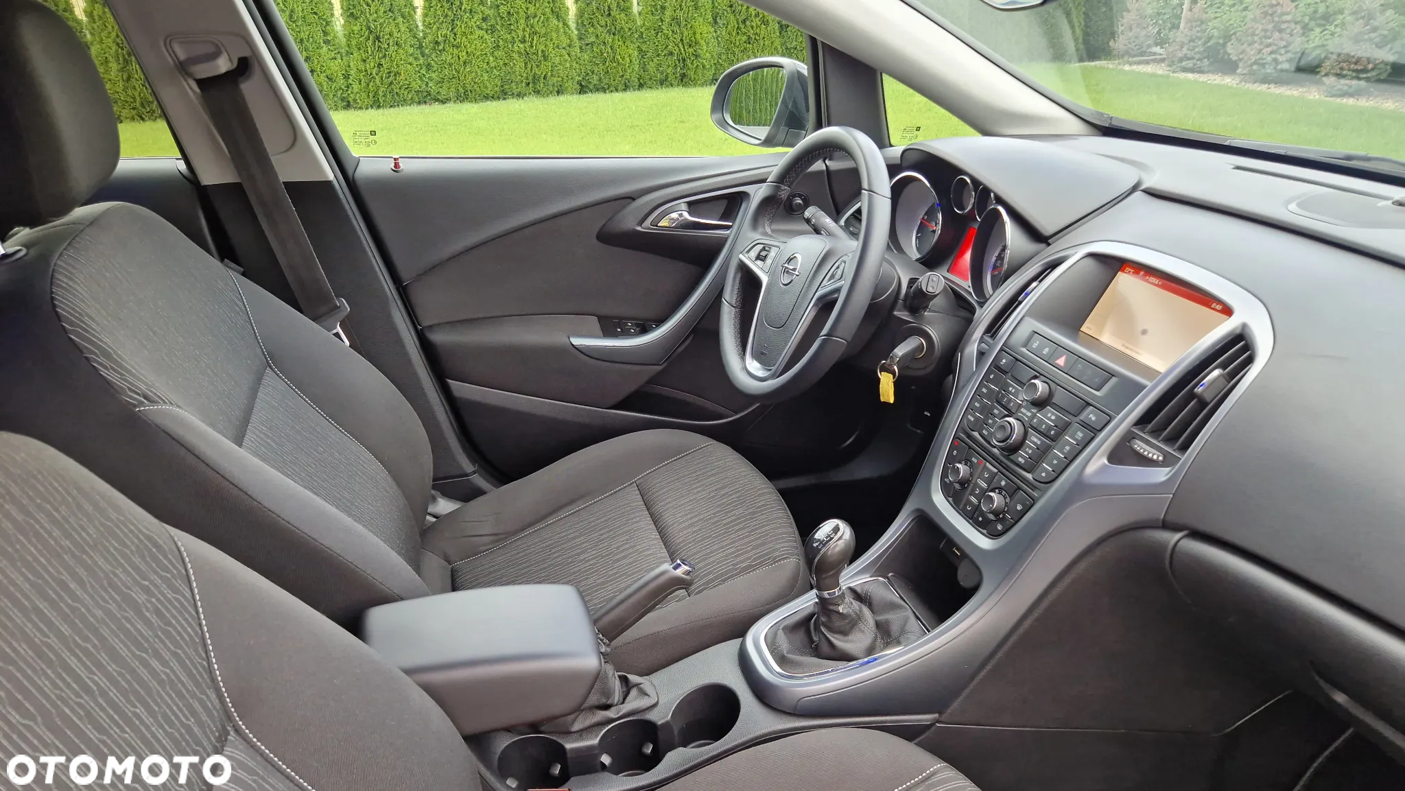 Opel Astra 1.7 CDTI DPF Cosmo - 17