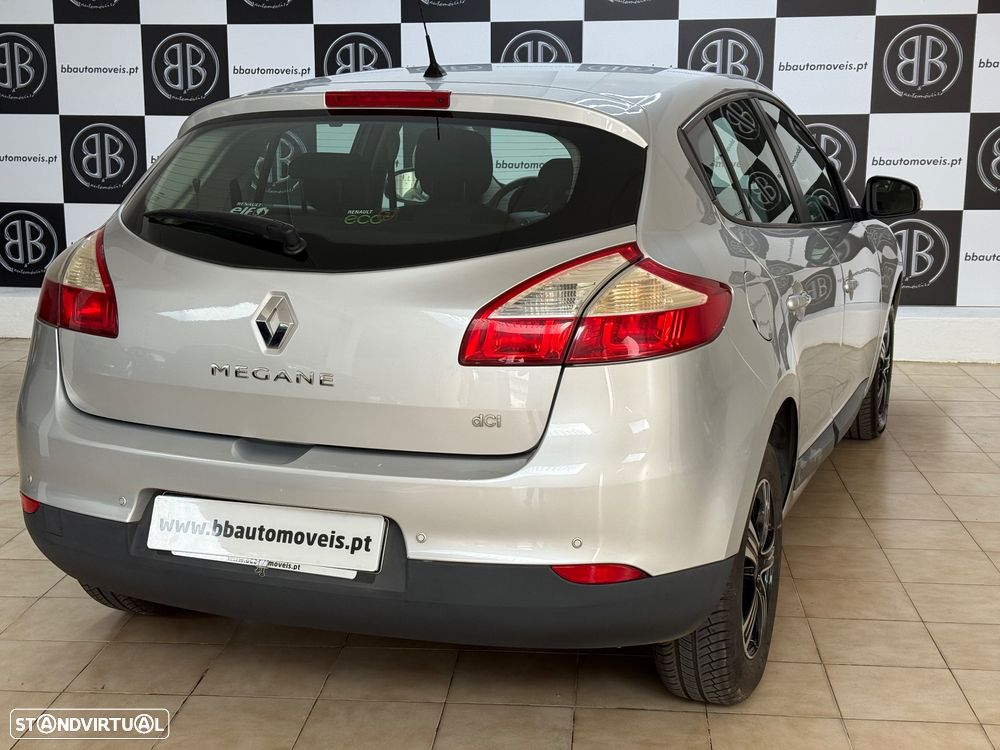 Renault Mégane 1.5 dCi Dynamique CO2 Champion - 4
