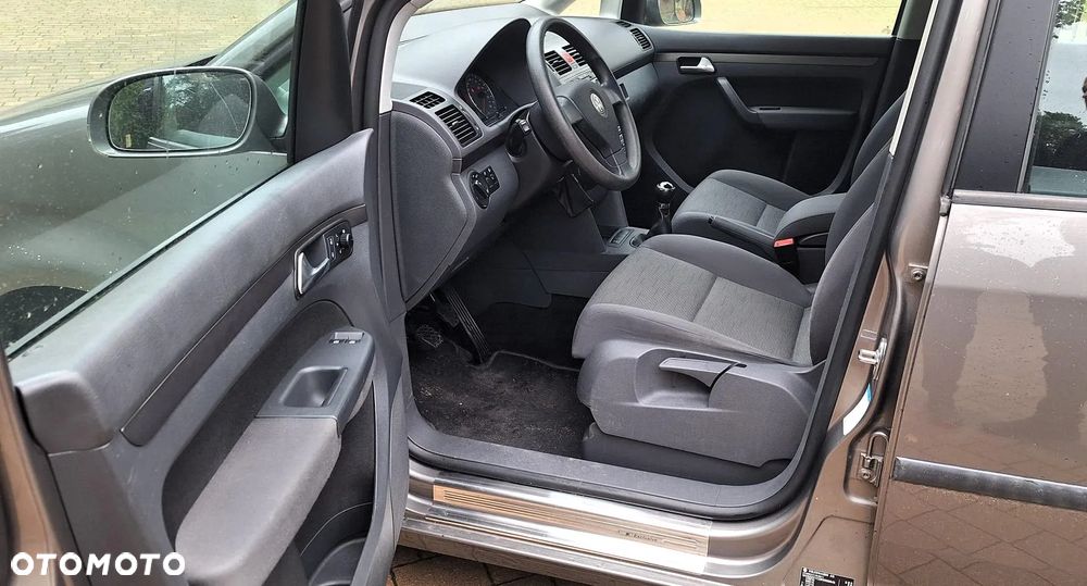 Volkswagen Touran 1.4 TSI Comfortline - 7